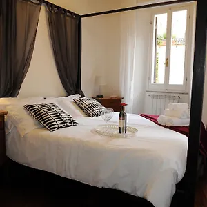 Apartment Lungara, Rome